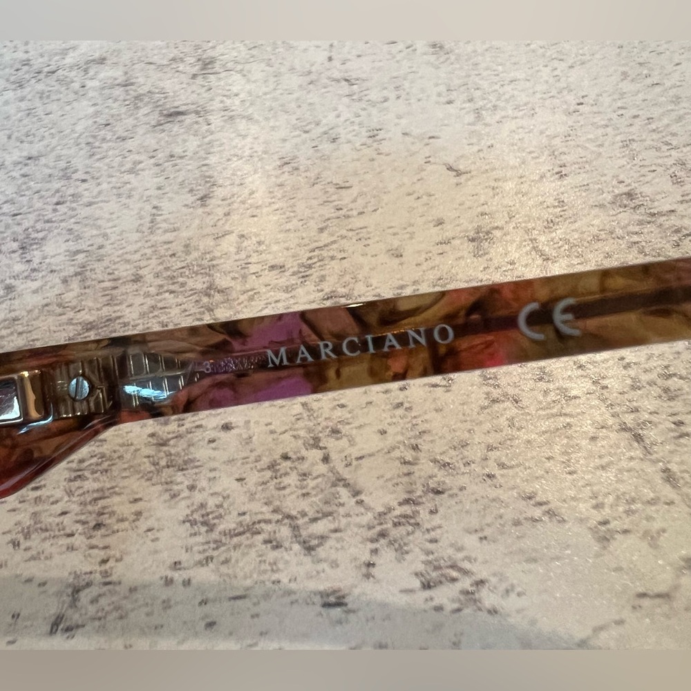 Guess Marciano Cat-Eye Glasses (NWT) - Picture 5 of 10